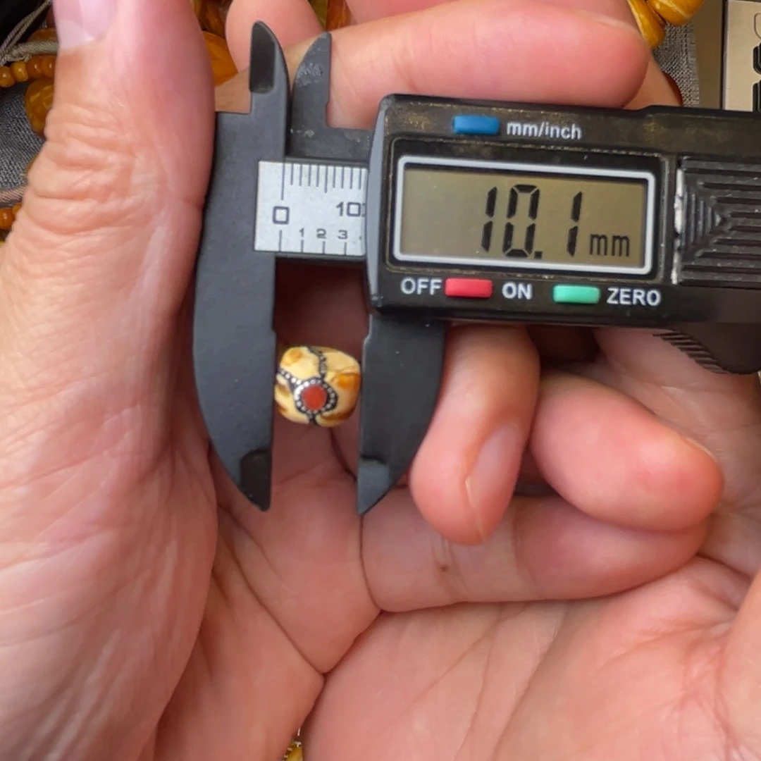 蜜蜡未镶嵌吊坠(不含链)