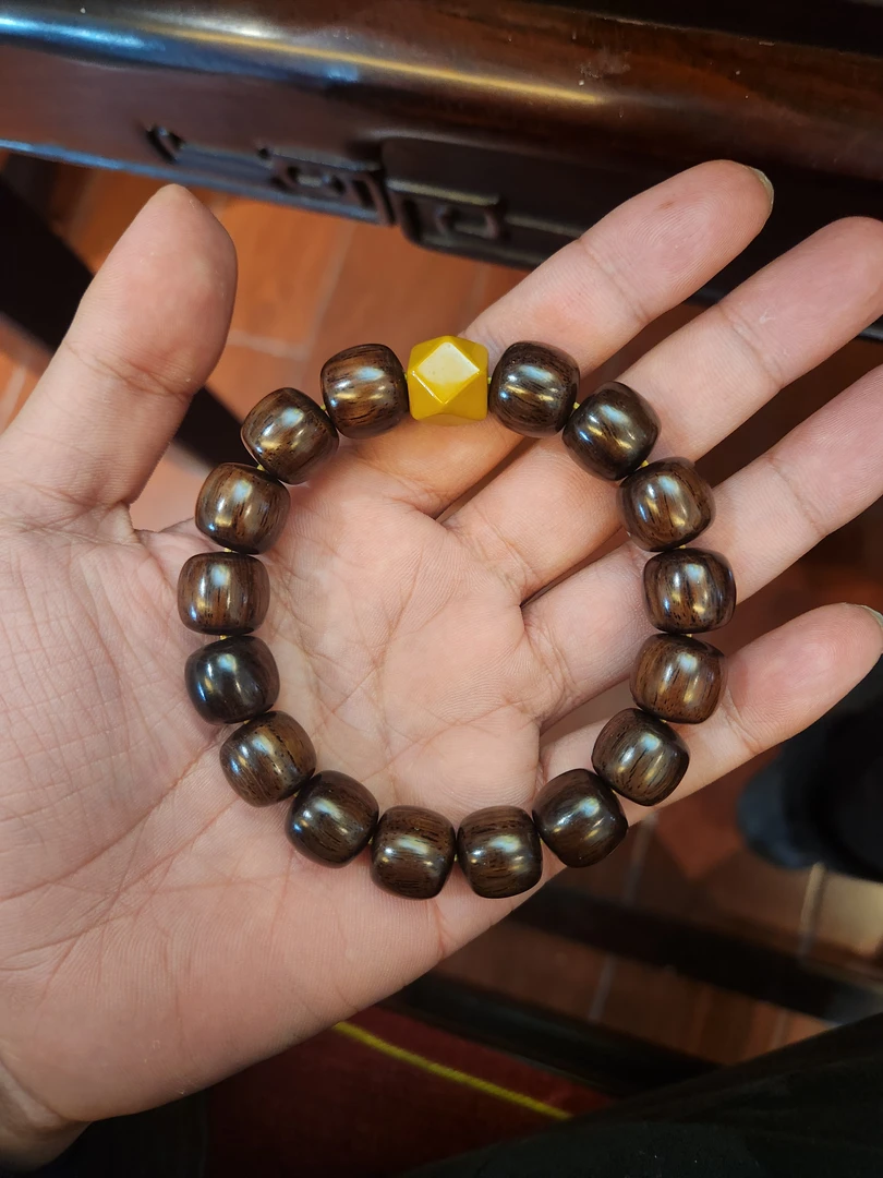 海南黄花梨1.3紫油梨单圈手串ly021405