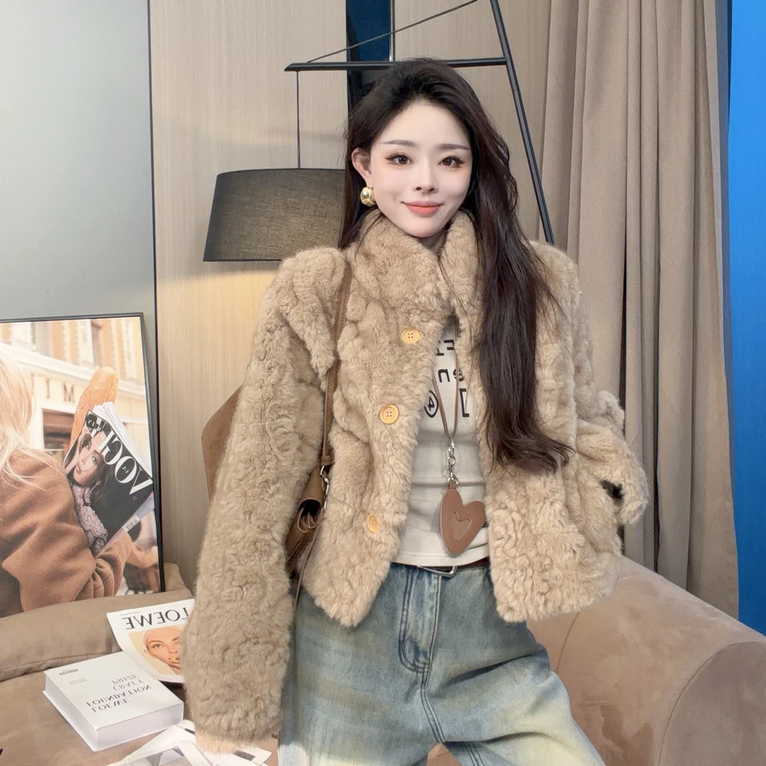 【晓溪服饰】时尚气质立领毛绒女士冬装新款保暖显瘦短外套7026