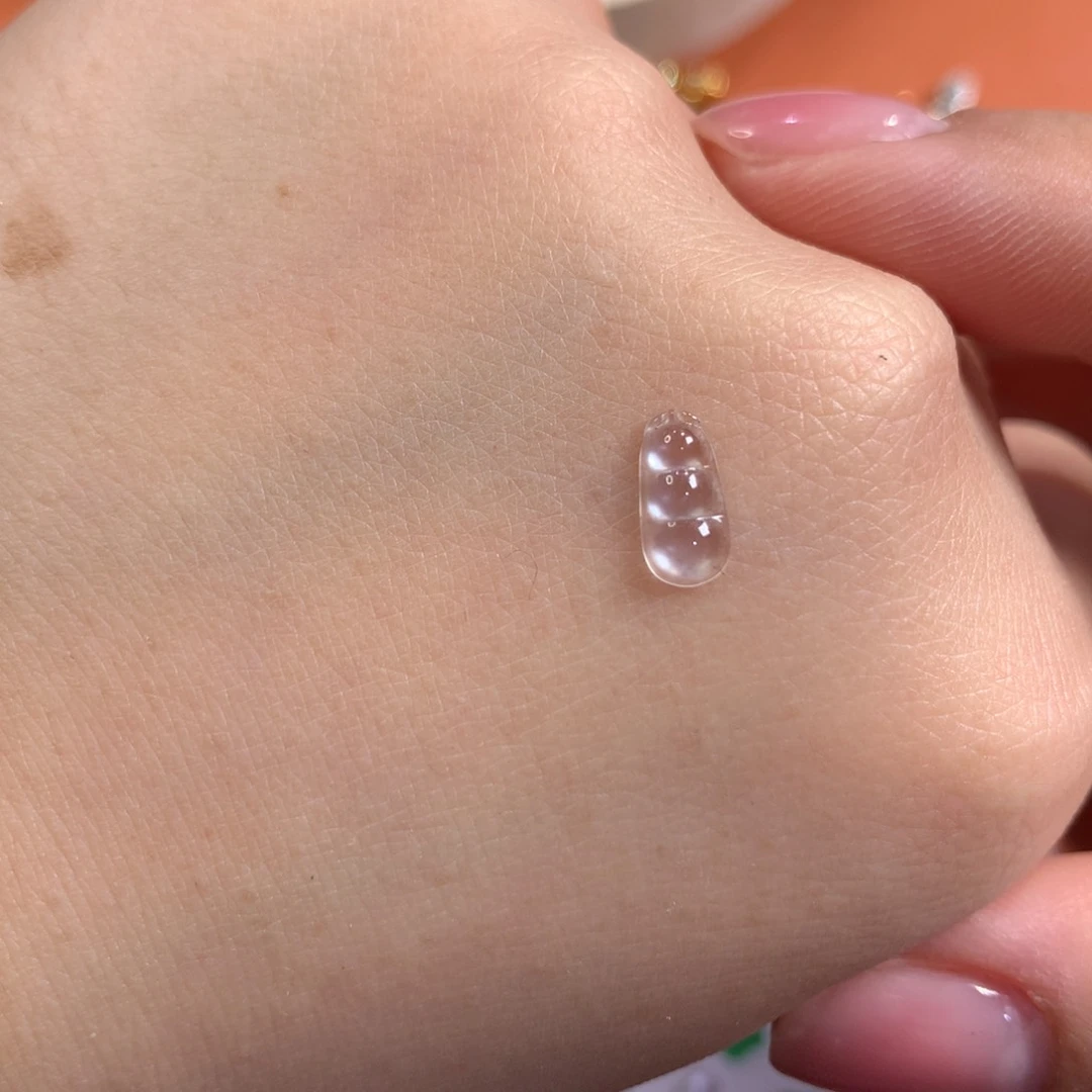 翡翠未镶嵌颈饰白冰豆