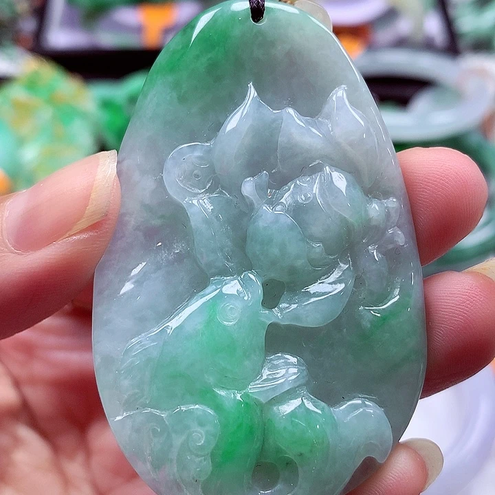 颈饰未镶嵌翡翠翡翠