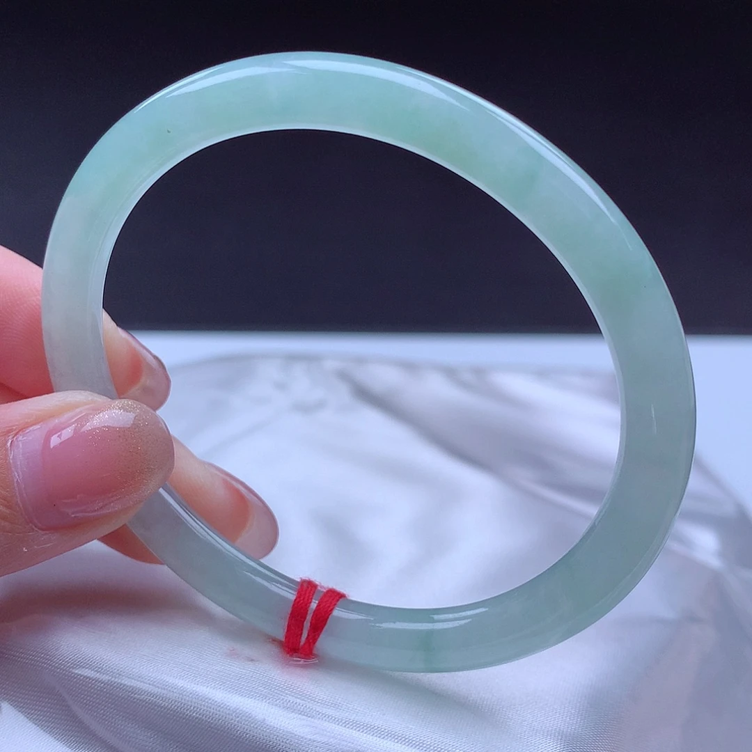 翡翠未镶嵌手镯22010 手镯