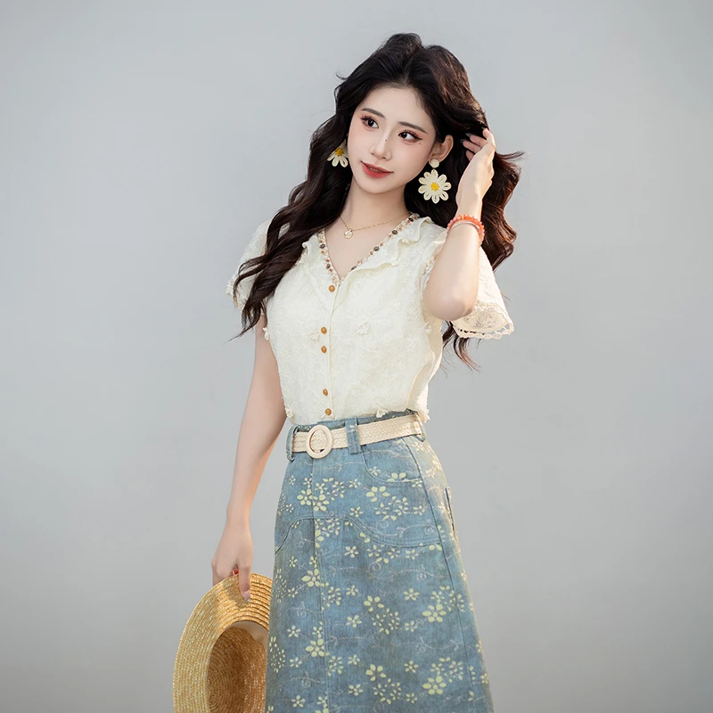 小小港风 夏季短袖V领气质蕾丝减龄小众设计衬衫#4076