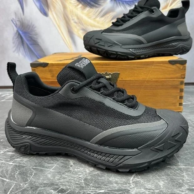 精品男鞋2025春夏季新款透气休闲潮鞋男士网面跑步运动鞋百搭时尚