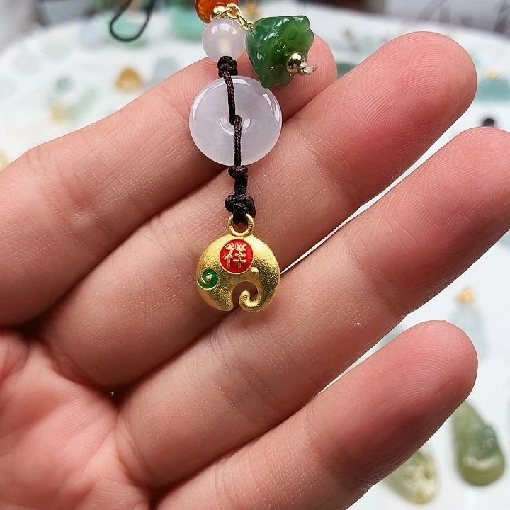 颈饰未镶嵌翡翠金象