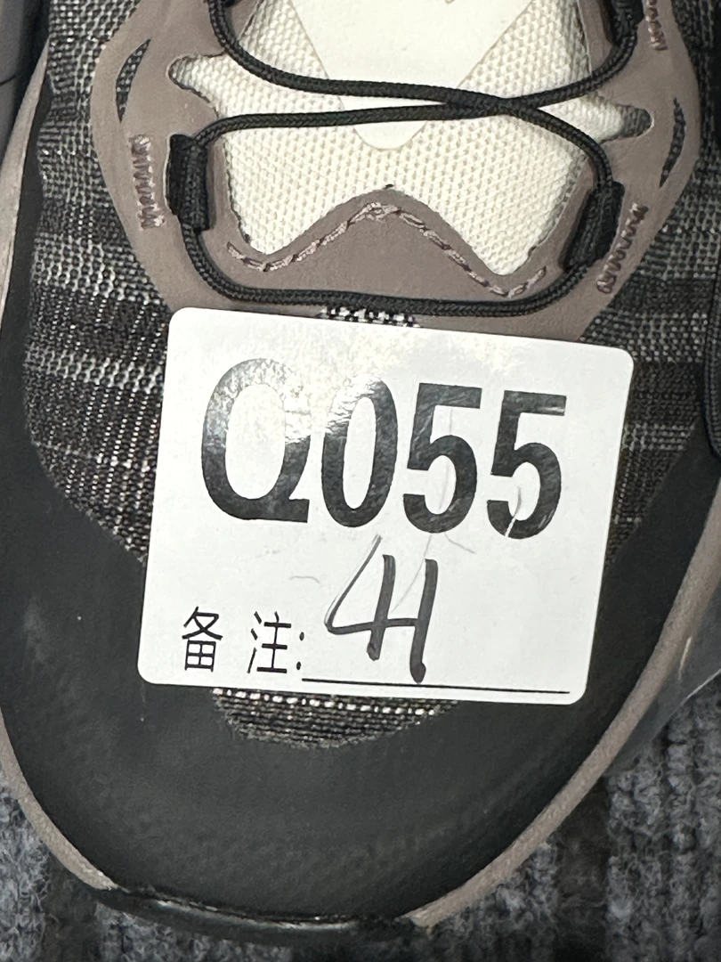 男女户外休闲鞋q055