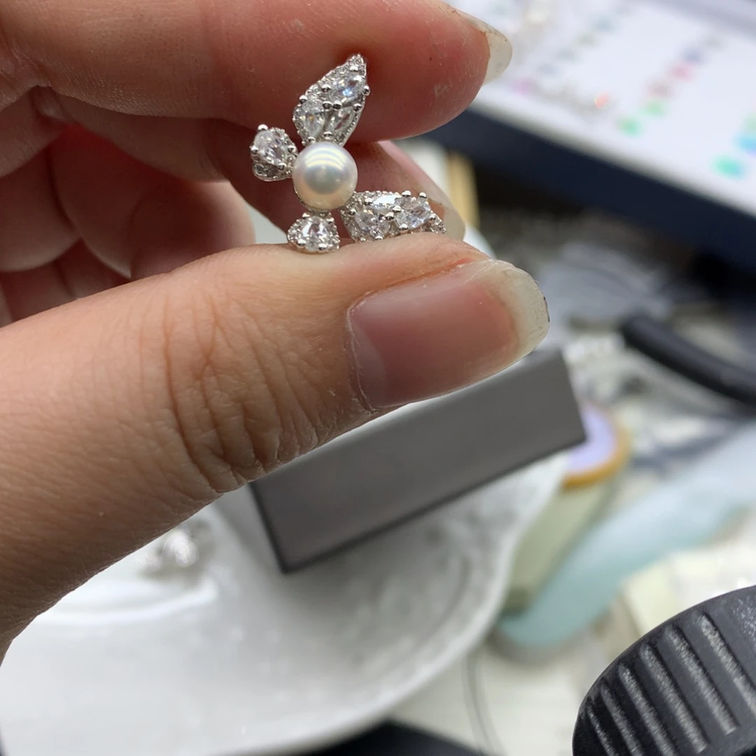 淡水珍珠吊坠(不含链)银S925镶嵌