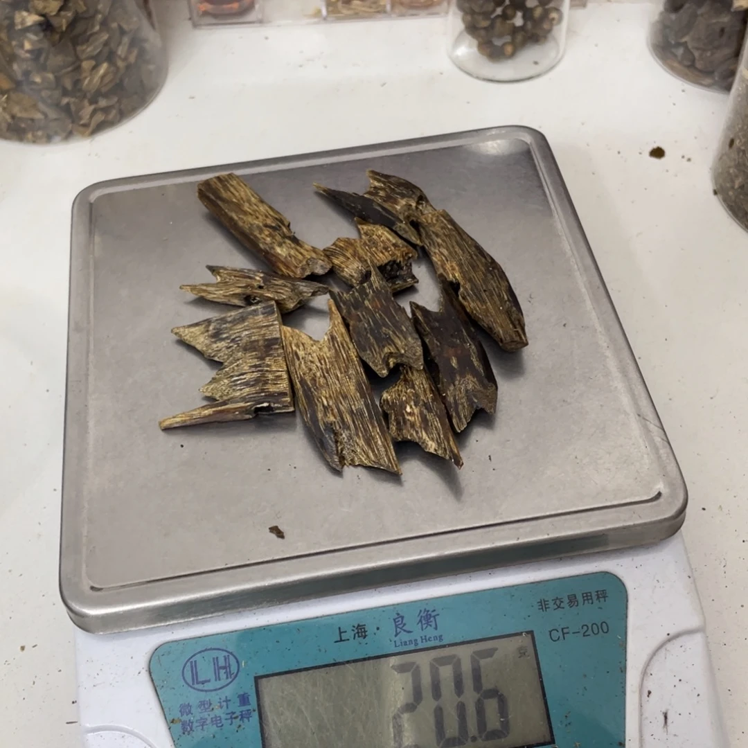 沉香碎屑沉香沉香