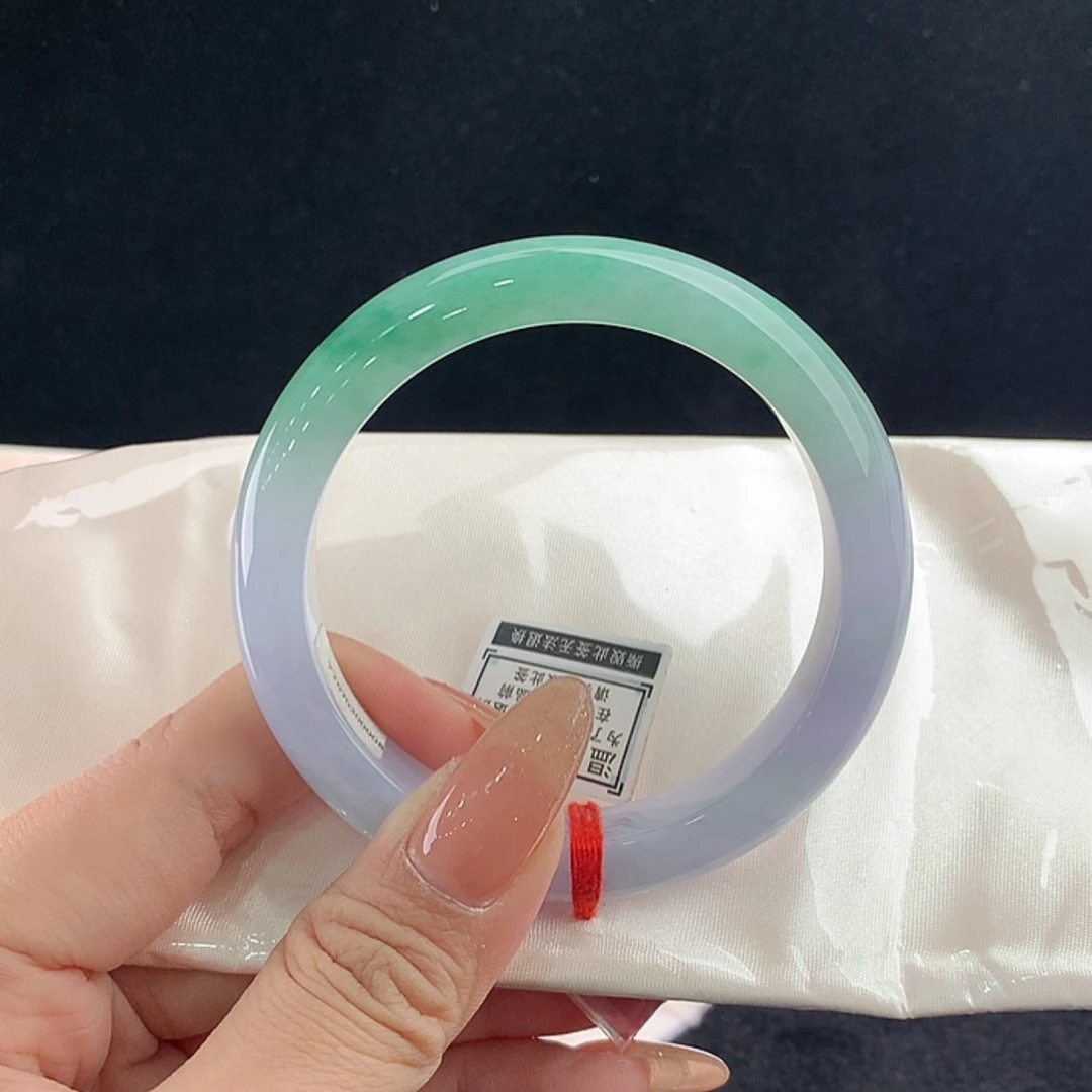 【闪购商品】未镶嵌手镯翡翠正58