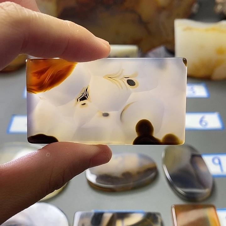 玛瑙/玉髓未镶嵌珠宝半成品151