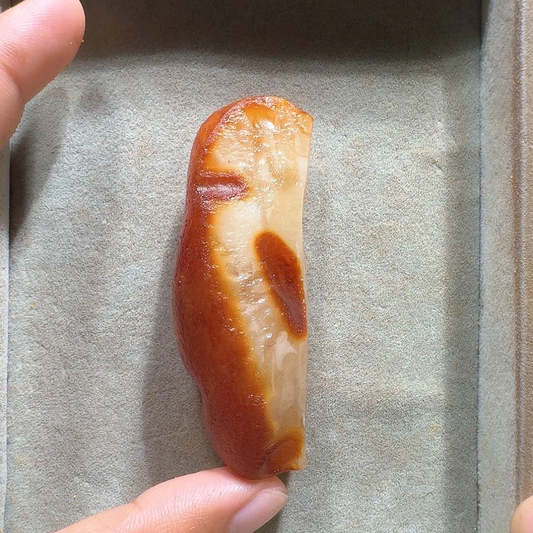 定制琥珀未镶嵌定制