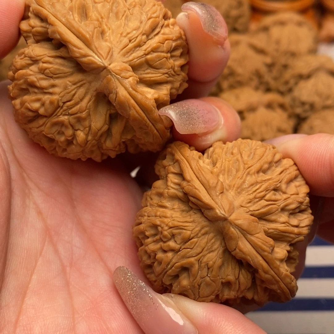 北***川吊坠文玩核桃南疆