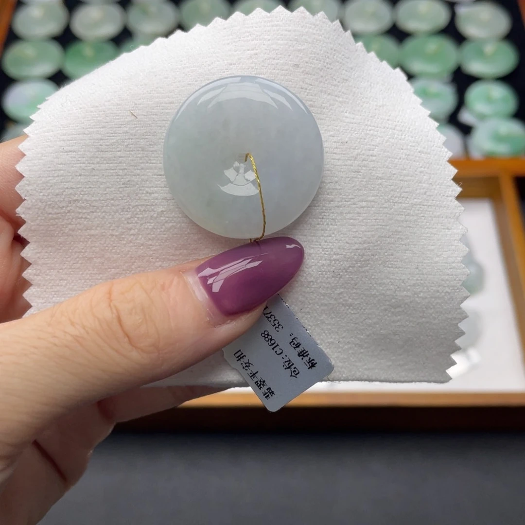 颈饰未镶嵌翡翠平安扣27.3-5.9