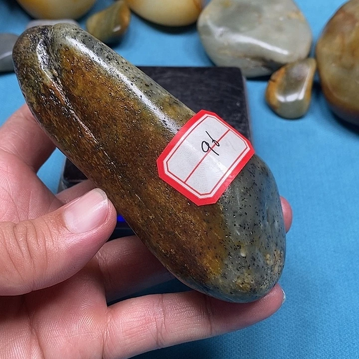 未镶嵌和田玉把件96