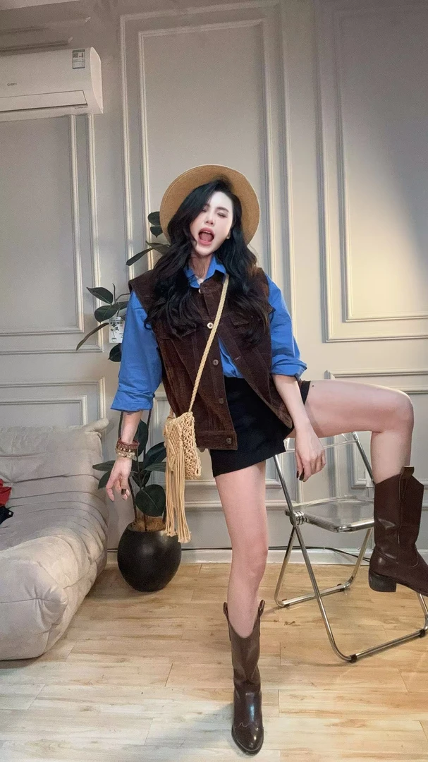 【xmv】定制面料咖红色马甲