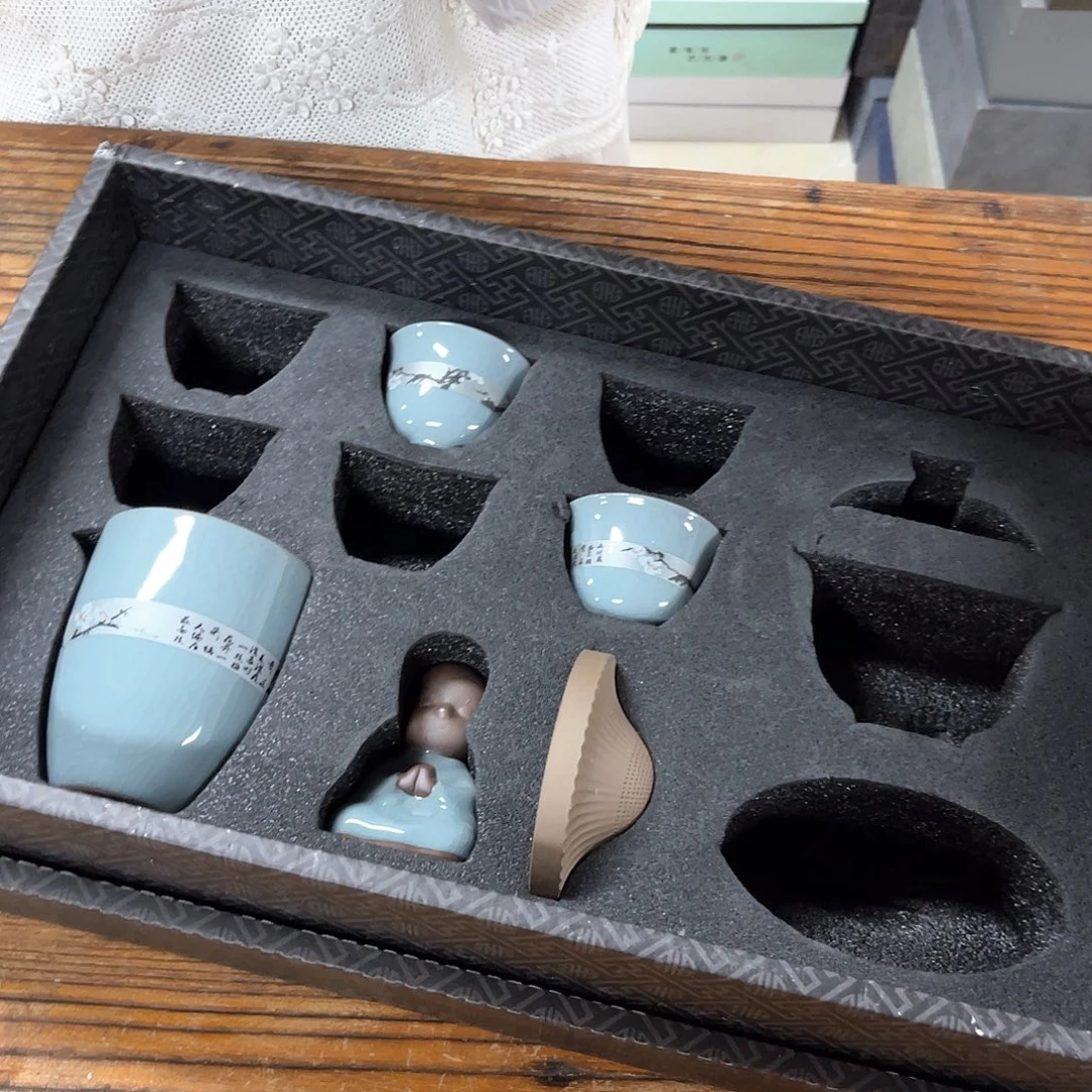 孤品茶具套装等。