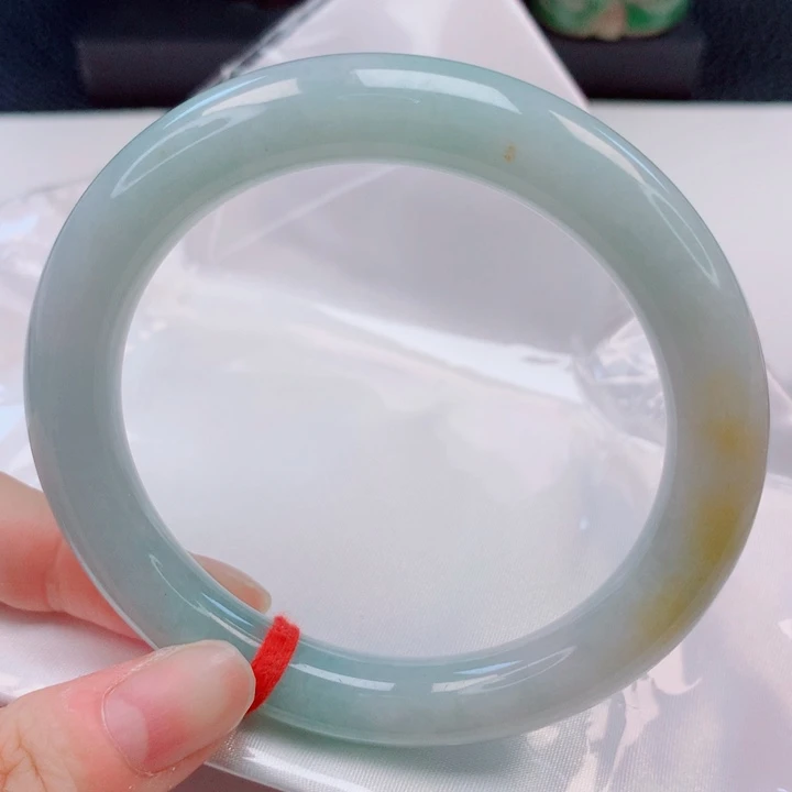 翡翠手镯（圆镯）未镶嵌