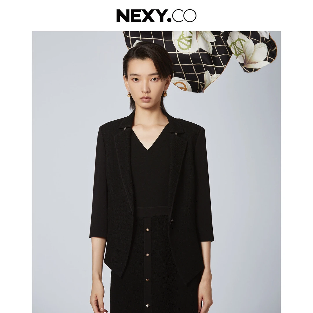 【安雅专属】夏季商务定制异型扣雅致拼接珠钻西服女XA01609W0