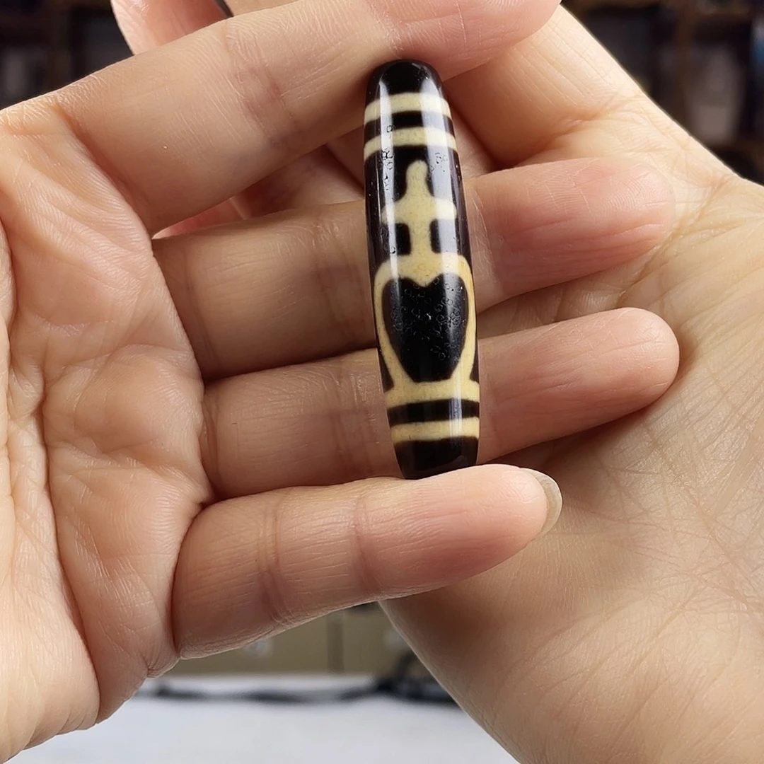 玛瑙/玉髓合金颈饰上肯