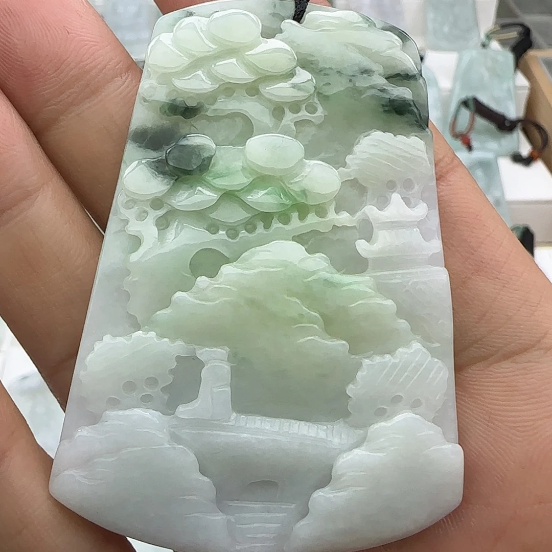 翡翠未镶嵌颈饰翡翠