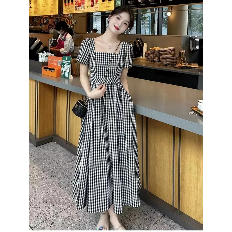 欧洲站夏季新款法式赫本风长裙复古高级感流行气质显瘦格子连衣裙