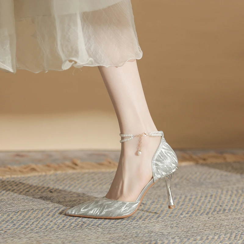 尖头高跟鞋细跟珍珠一字扣单鞋女气质仙女风法式中空凉鞋仙女风