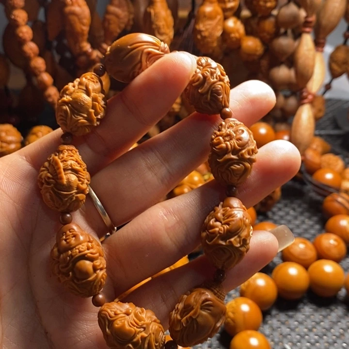 吊坠橄榄核群仙汇