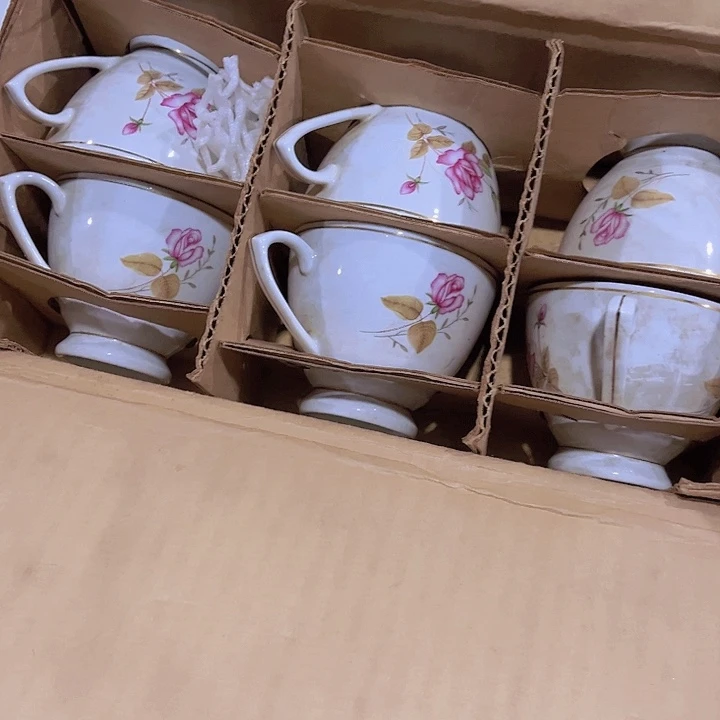 瓷片吴小比较没使用舞蹈