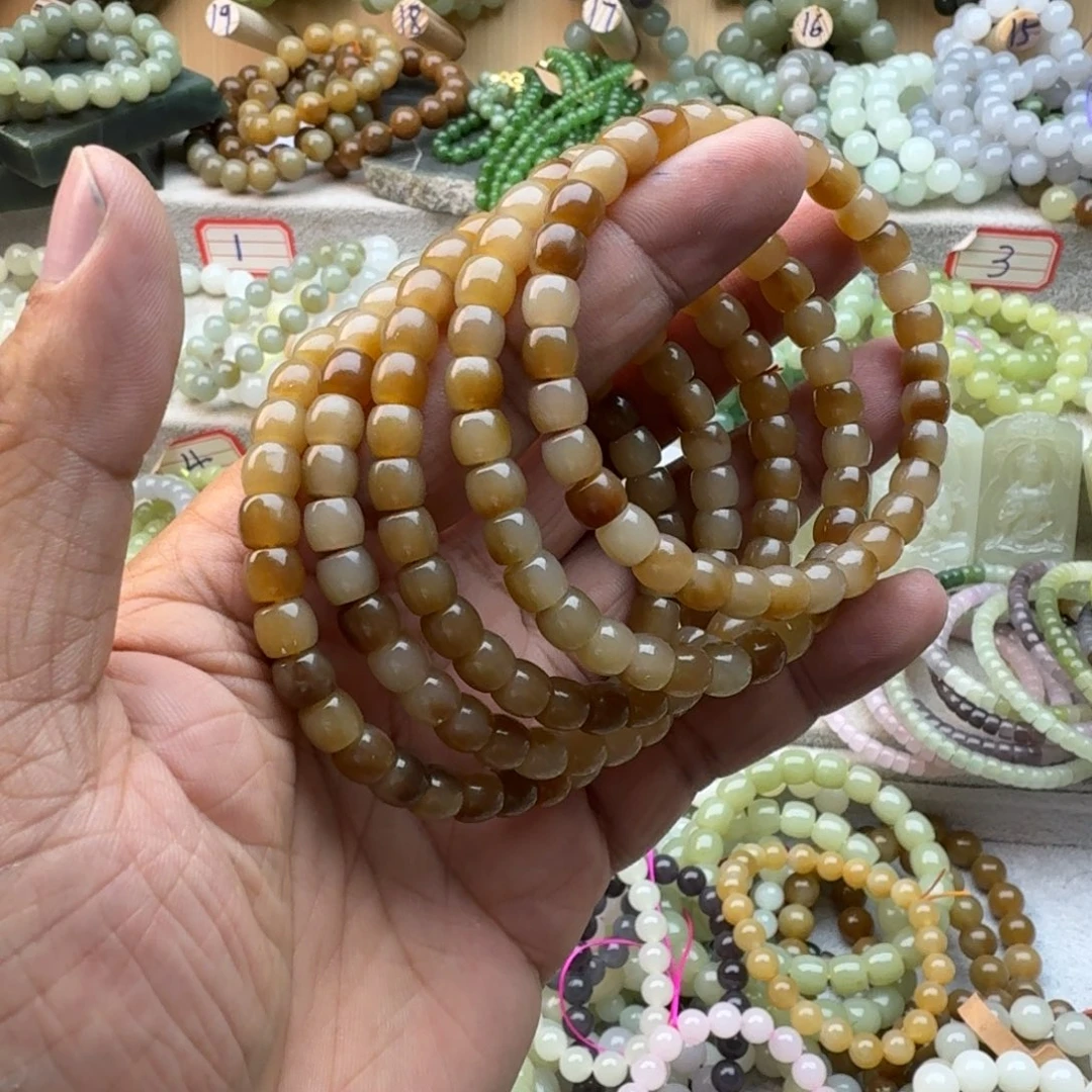 未镶嵌手链和田玉多样性发一