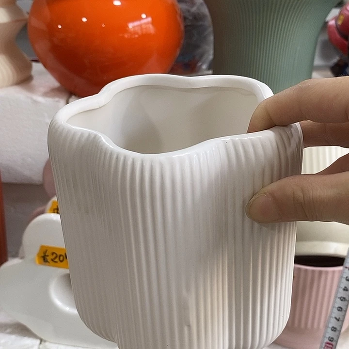 摆件陶盆有孔 瑕疵介意勿拍