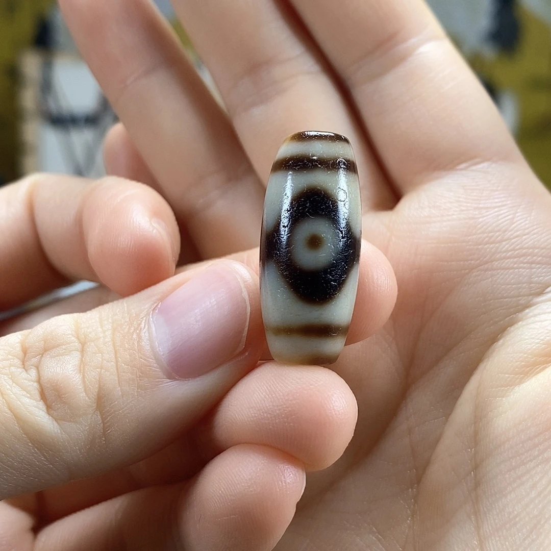 玛瑙/玉髓散珠三眼