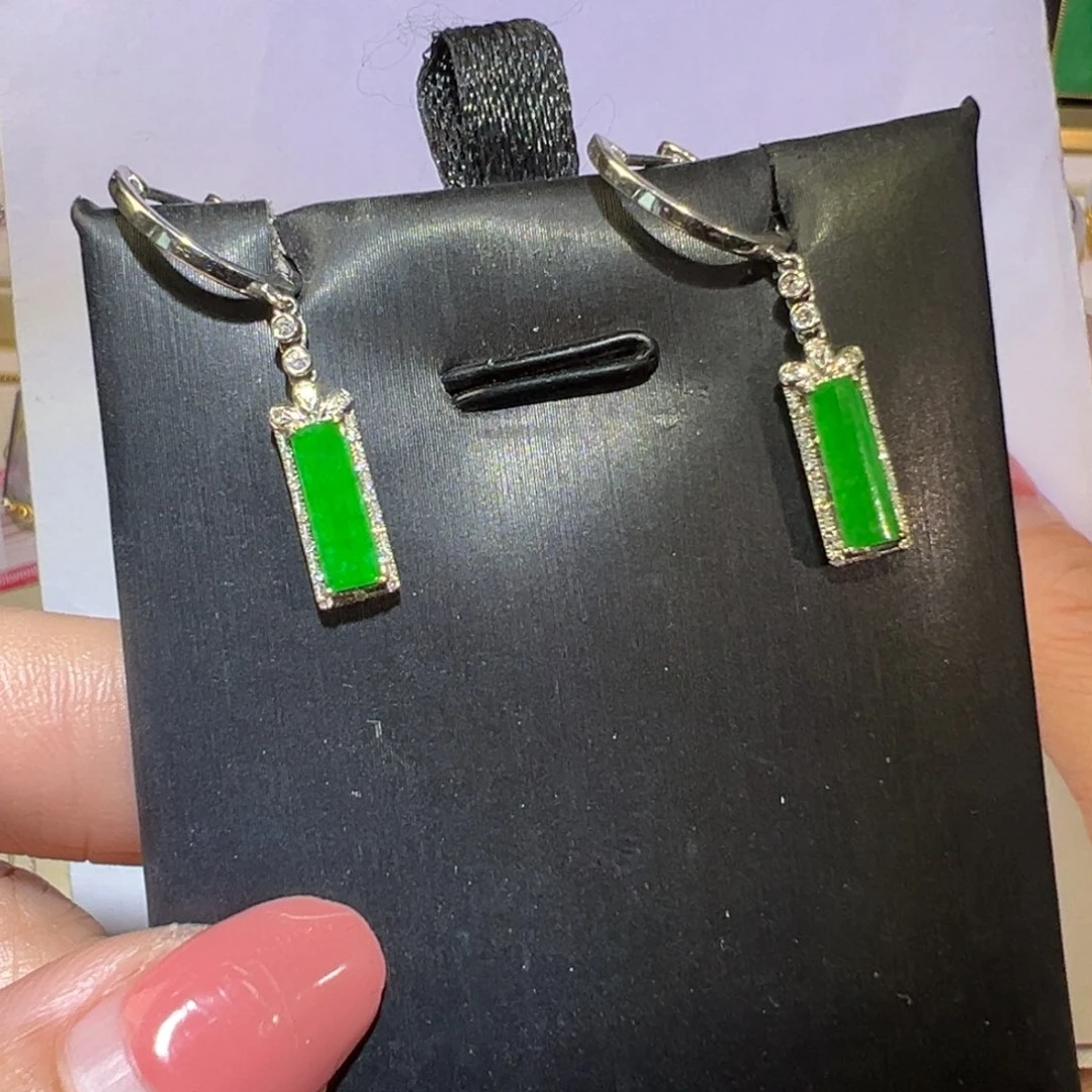 翡翠颈饰18K金镶嵌耳环