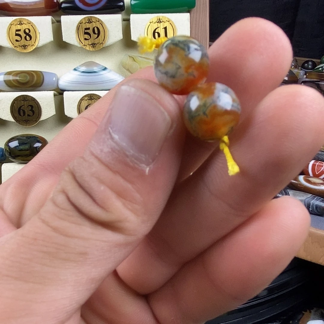 未镶嵌颈饰玛瑙/玉髓?****?