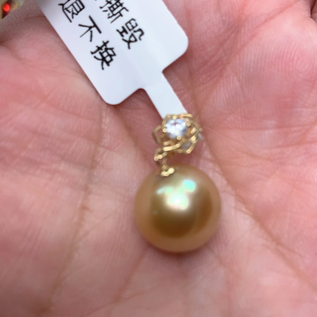 颈饰18K金镶嵌海水珍珠