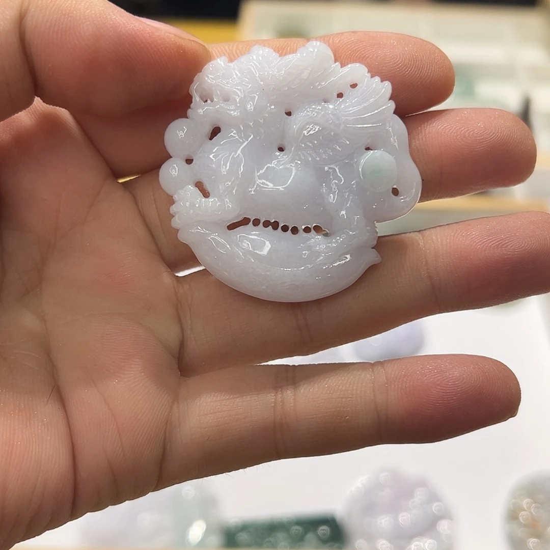 颈饰未镶嵌翡翠挂件