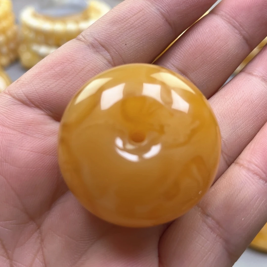 琥珀颈饰未镶嵌吊坠