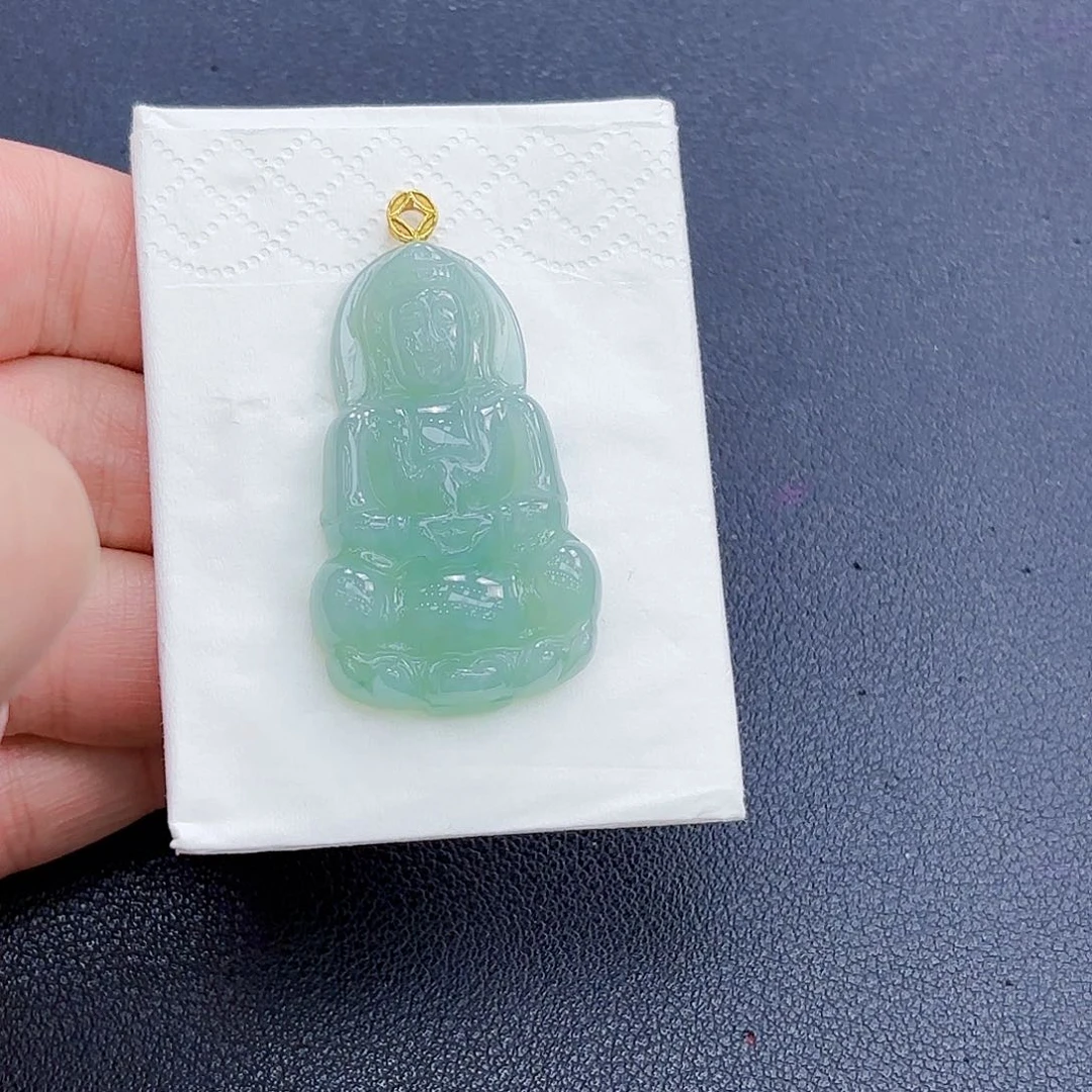 翡翠18K金镶嵌颈饰观音吊坠