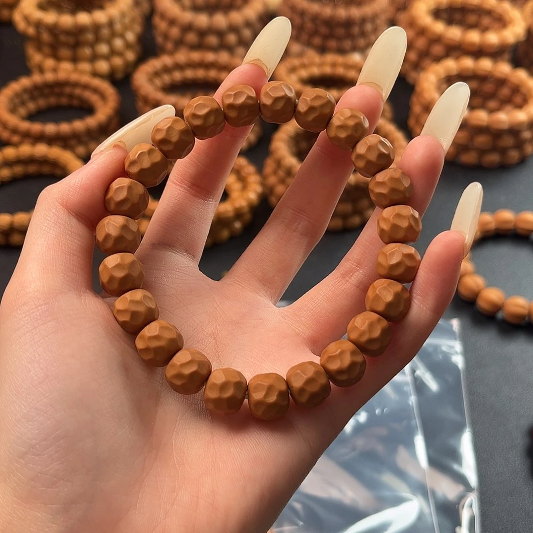 猴头核桃手串全品无暇自然走色无相奶酪