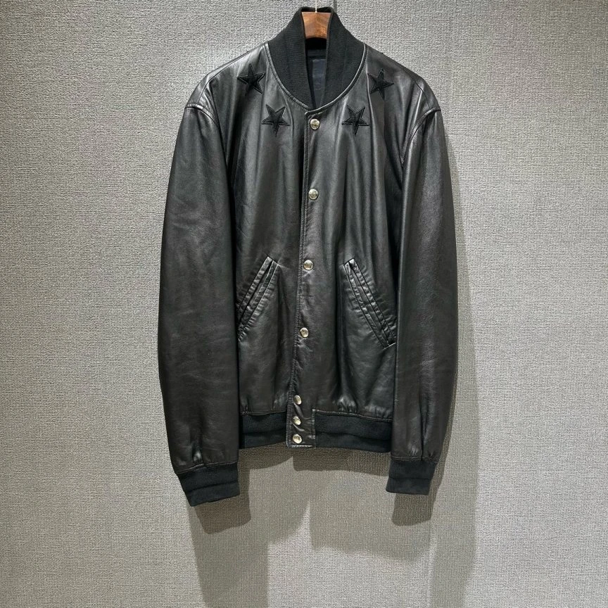 99新 Givenchy/纪梵希 （pm）五角星羊皮皮衣 46码/1191
