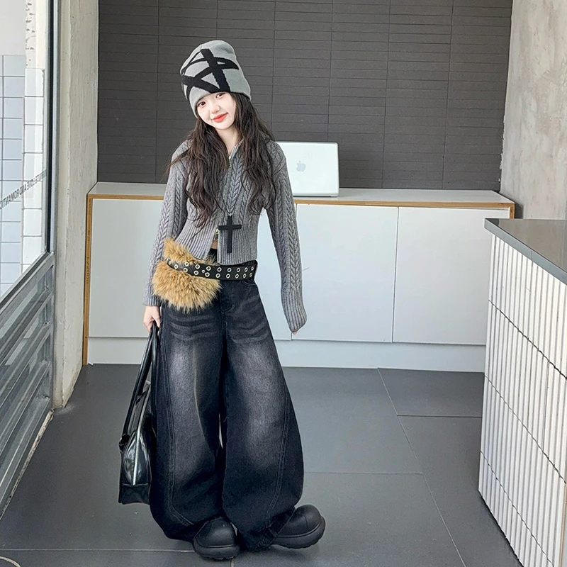 女童毛衣牛仔弯刀裤套装2025年儿童秋冬装连帽上衣长裤嘻哈两件套