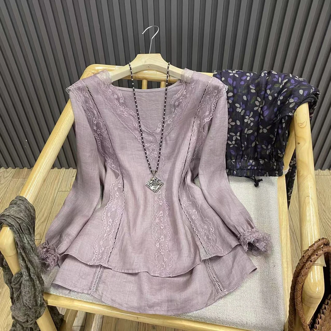 蕾丝拼接V领苎麻套头小衫复古镂空文艺宽松休闲上衣女C88007