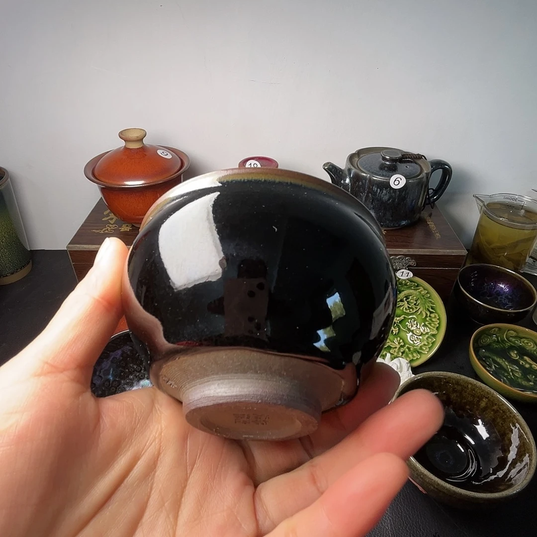 茶盏不要在想这些东西