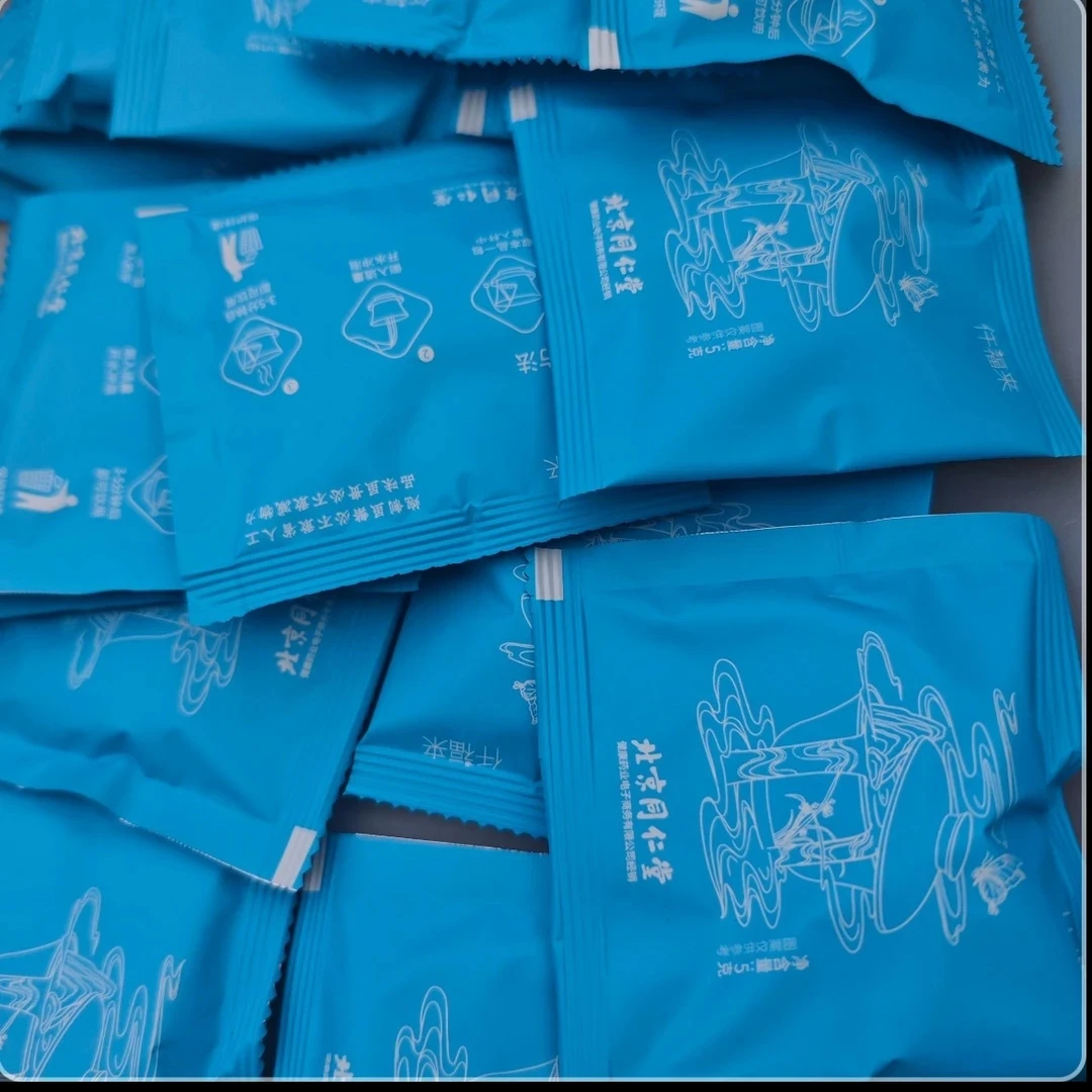 蓝色袋茶叶口味混合 新日期