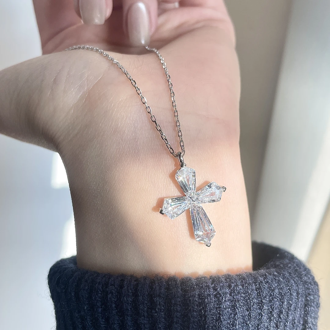ANNA ZUCKERMAN 坠链均925银合成锆石 时尚中性十字架项链SY-91