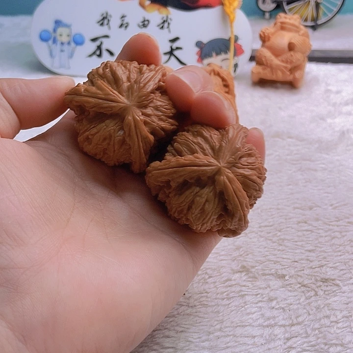 把件文玩核桃奥****奥三棱