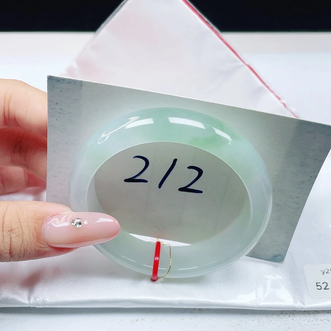 翡翠未镶嵌手镯 正圈52+