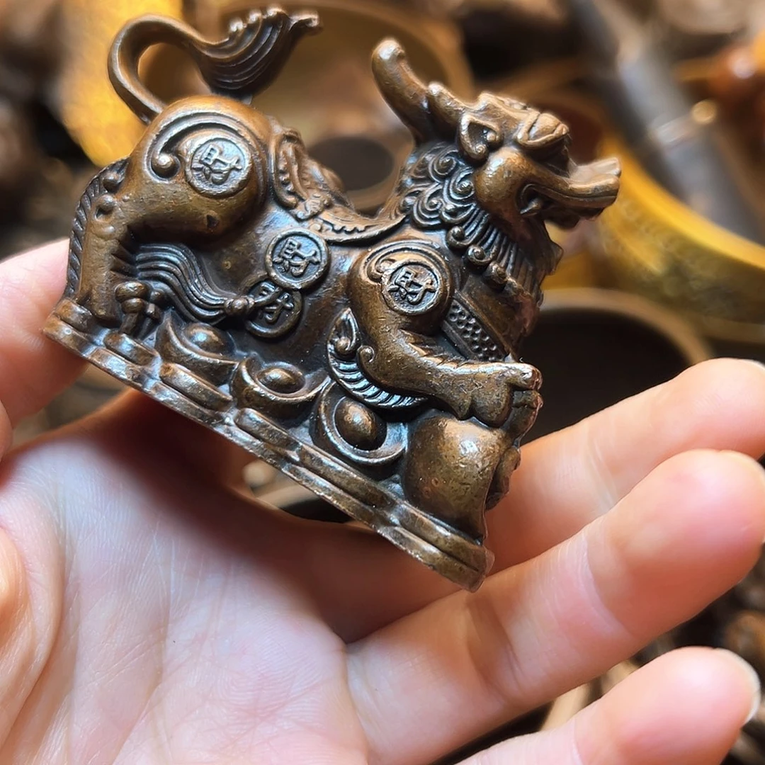 精美铜器工艺品等