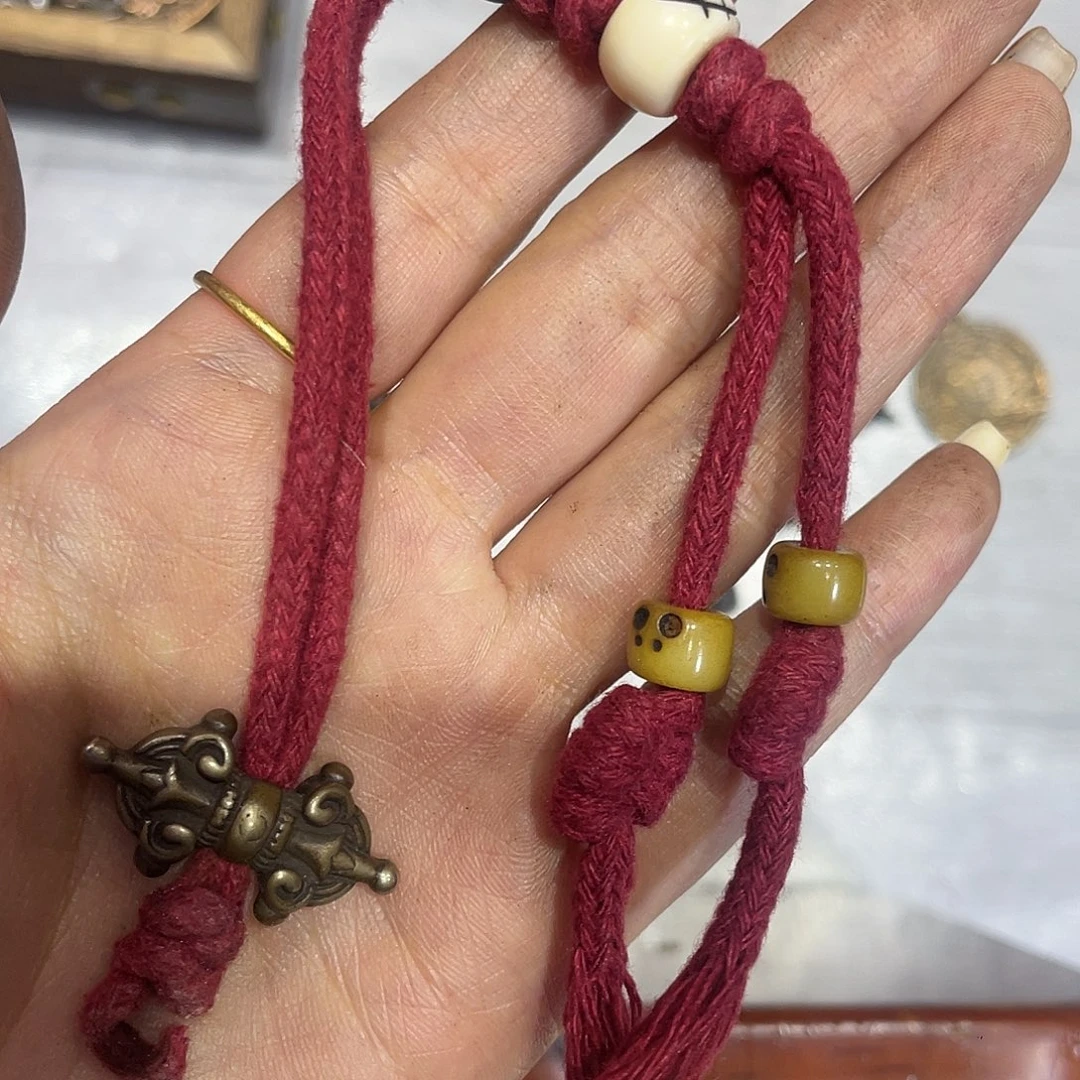 加了个小群就开始玩手机