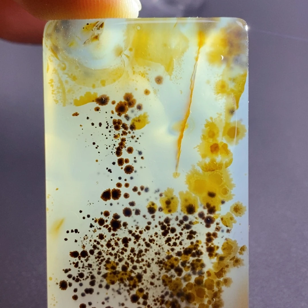 C***3玛瑙/玉髓未镶嵌颈饰