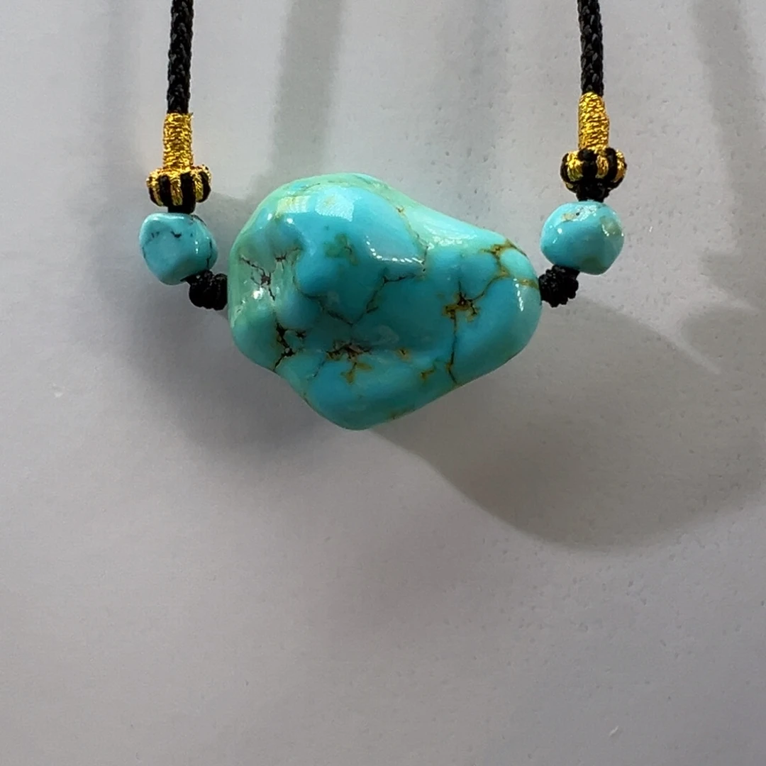 绿松石未镶嵌挂件